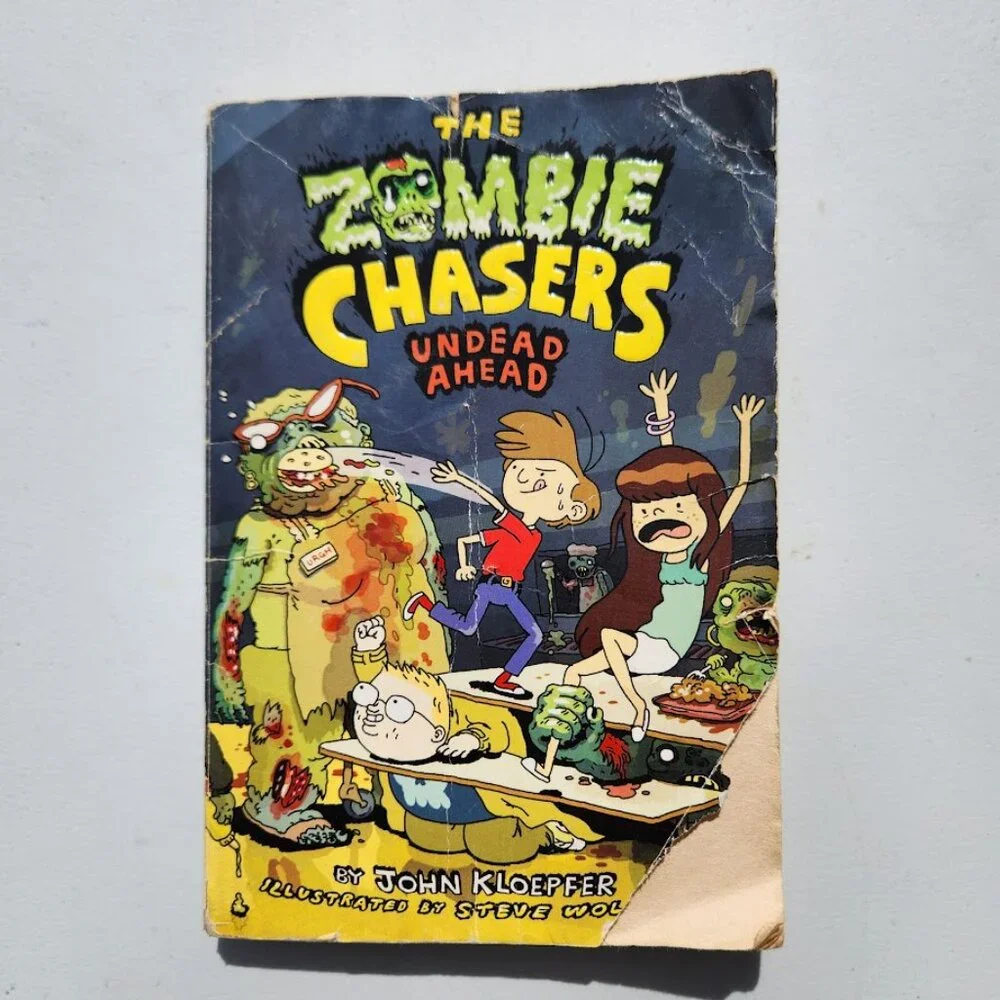 Children's Books Book Bundle Lot Set 4 Scooby Doo Chapter Books Book Zombie Chas